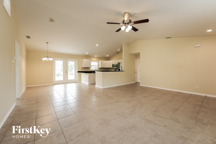 Building Photo - 9387 Brewton Ave