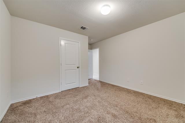 Building Photo - 1302 Meadow Creek Dr