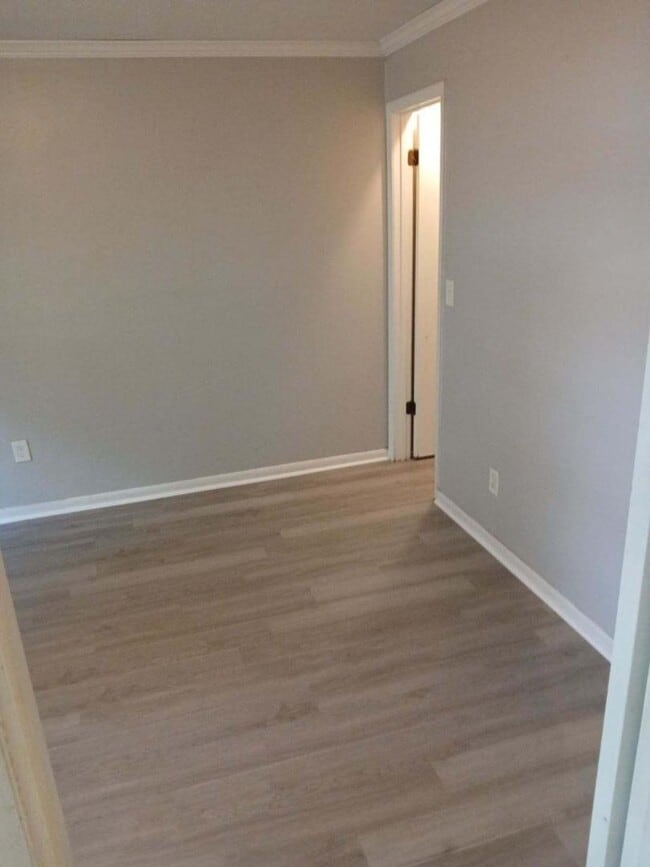 Building Photo - 200 SE Hanover Pl