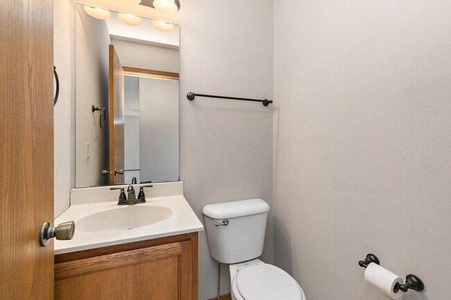 Building Photo - 3823 Ashwinton Way