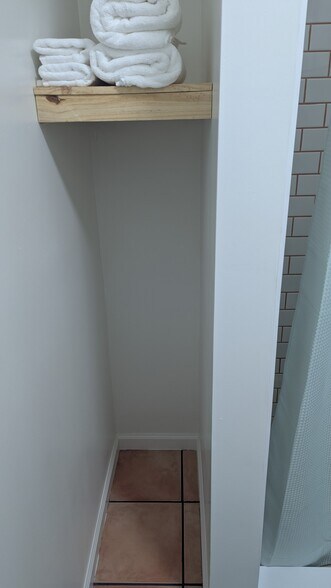 Building Photo - 1335 Churchill Rd