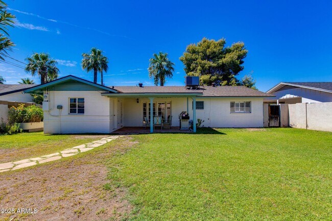 Building Photo - 3412 E Turney Ave
