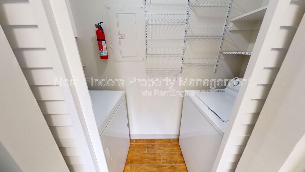 Building Photo - 10200 Belle Rive Blvd