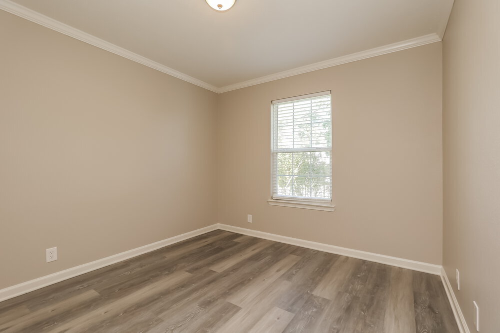 Building Photo - 849 Lavergne Ln