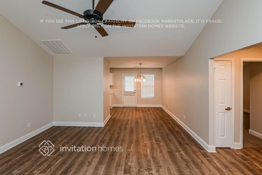 Building Photo - 2932 Ireton Pl