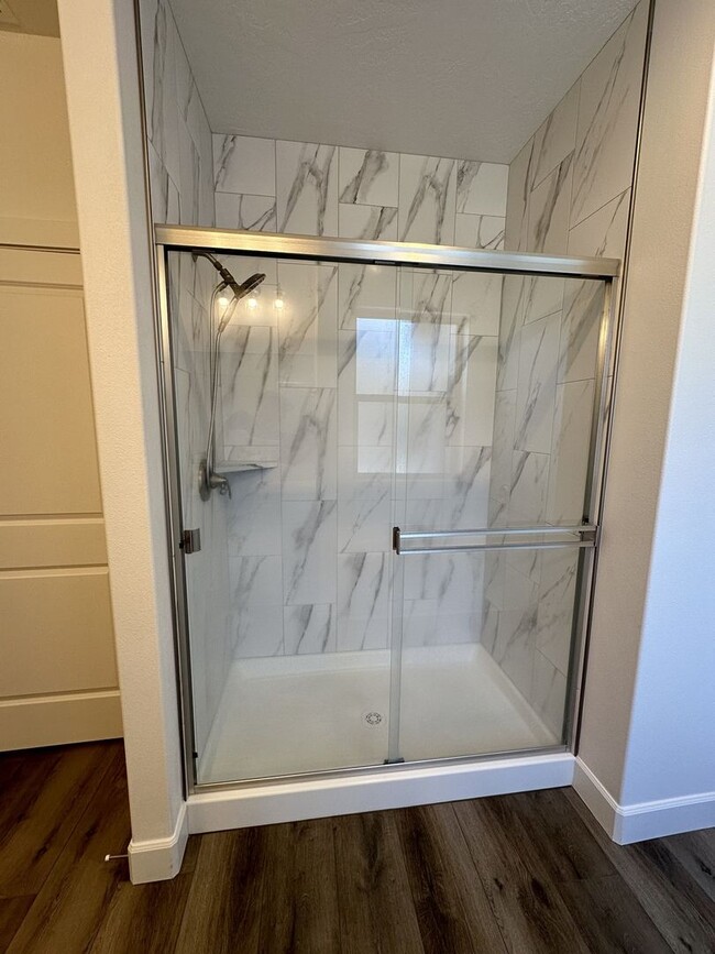 Building Photo - Updated 3-Bedroom Home with Major Upgrades for Lease – $2,800/mo