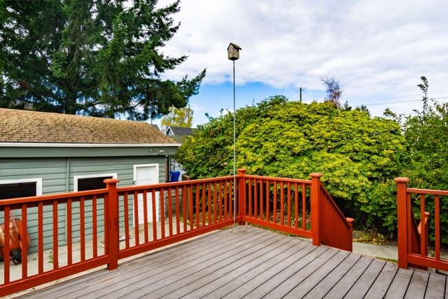 Building Photo - 2Bd/1Ba Seattle House
