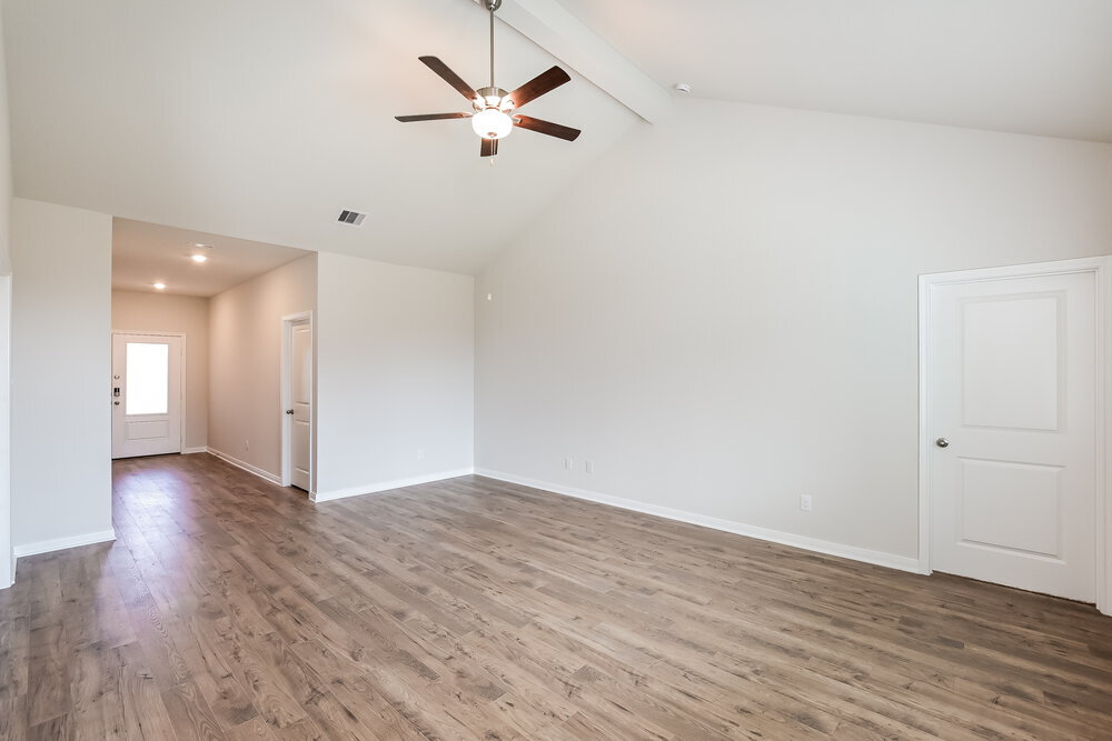 Building Photo - 428 Mustang Trot Dr