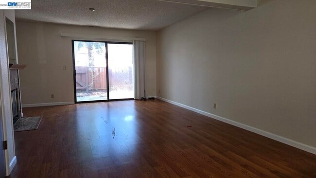 Building Photo - 6125 Thornton Ave
