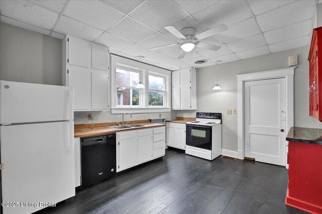 Building Photo - 2059 Alta Ave