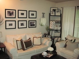 Building Photo - 420 W Wilson St