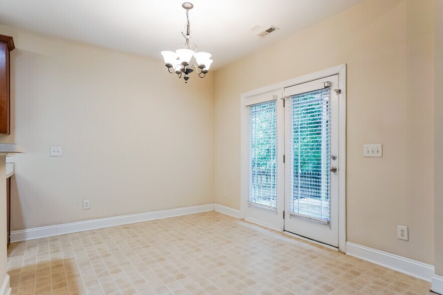 Building Photo - 1105 Steelhorse Dr