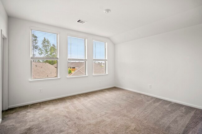Building Photo - 613 Royal Arch Dr