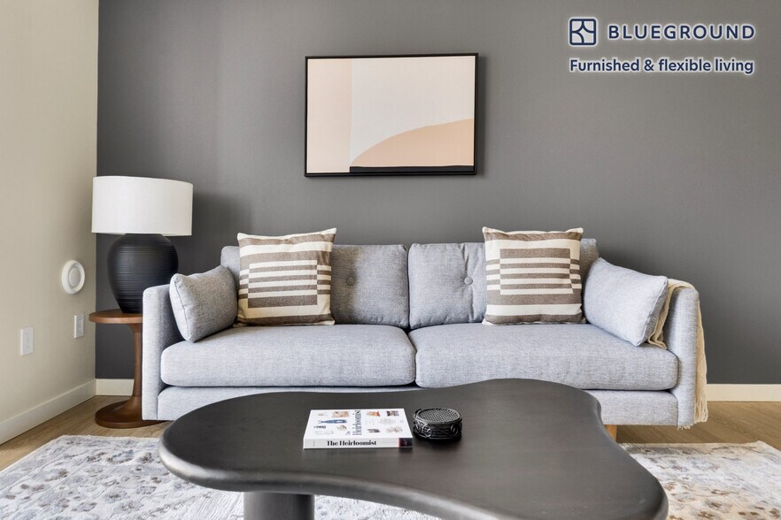 Building Photo - 18004 Midvale Ave N