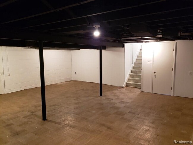 Building Photo - 4418 S Verona Cir