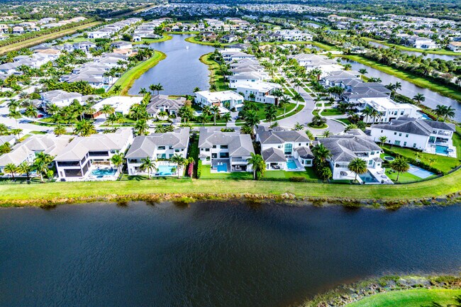 Building Photo - 17151 Brulee Breeze Wy