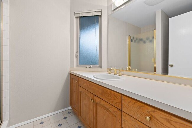 Building Photo - Air Conditioned Urban Retreat in Whispering Pines