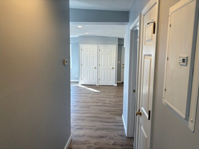 Building Photo - 4 Skerry St Ct