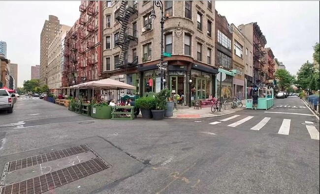 Building Photo - 248 Broome Street