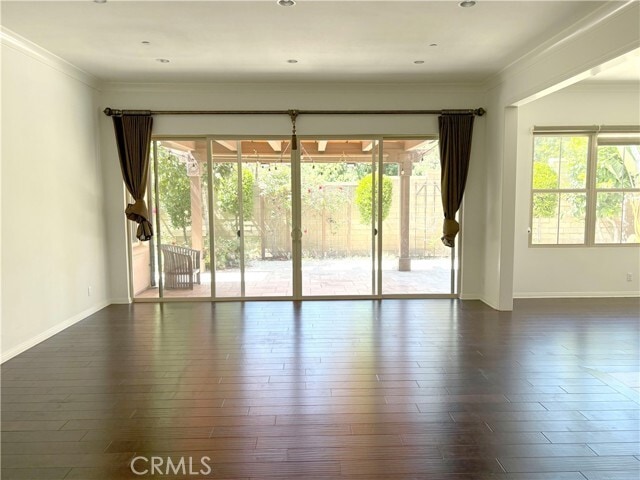 Building Photo - 89 Field Poppy