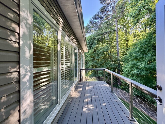 Building Photo - 106 Chota Landing Dr