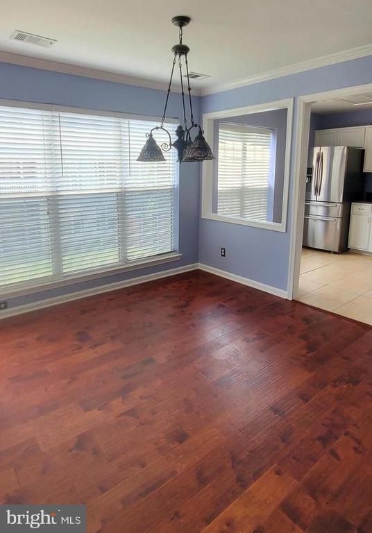 Building Photo - 8202 Catbird Cir