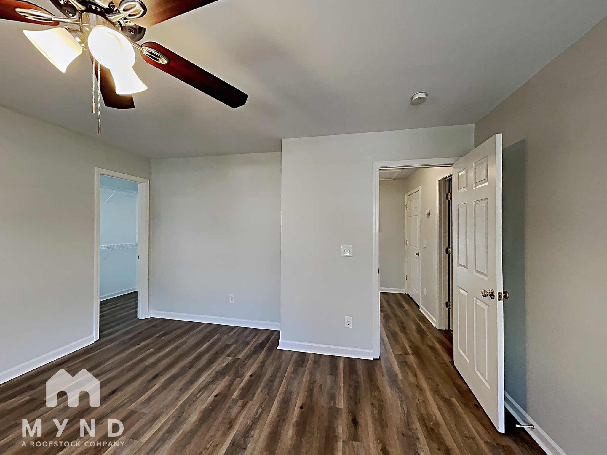 Building Photo - 4224 Beacon Crest Way