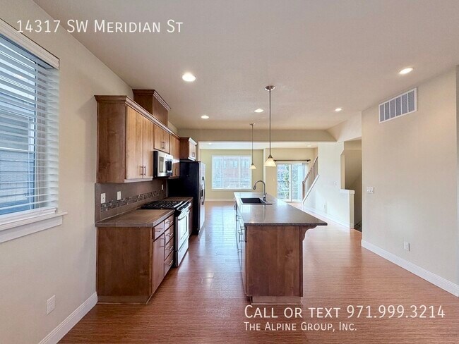 Building Photo - 14317 SW Meridian St