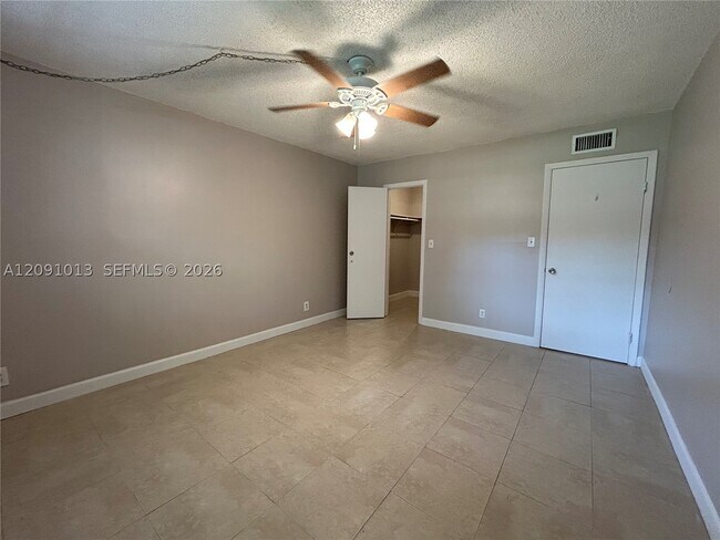 Building Photo - 6505 Winfield Blvd