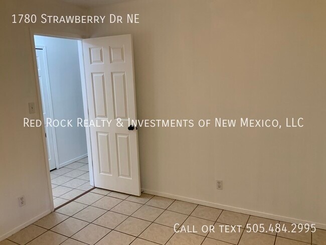 Building Photo - 1780 Strawberry Dr NE