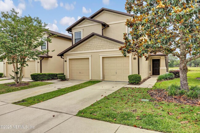 Primary Photo - 427 Cabernet Pl