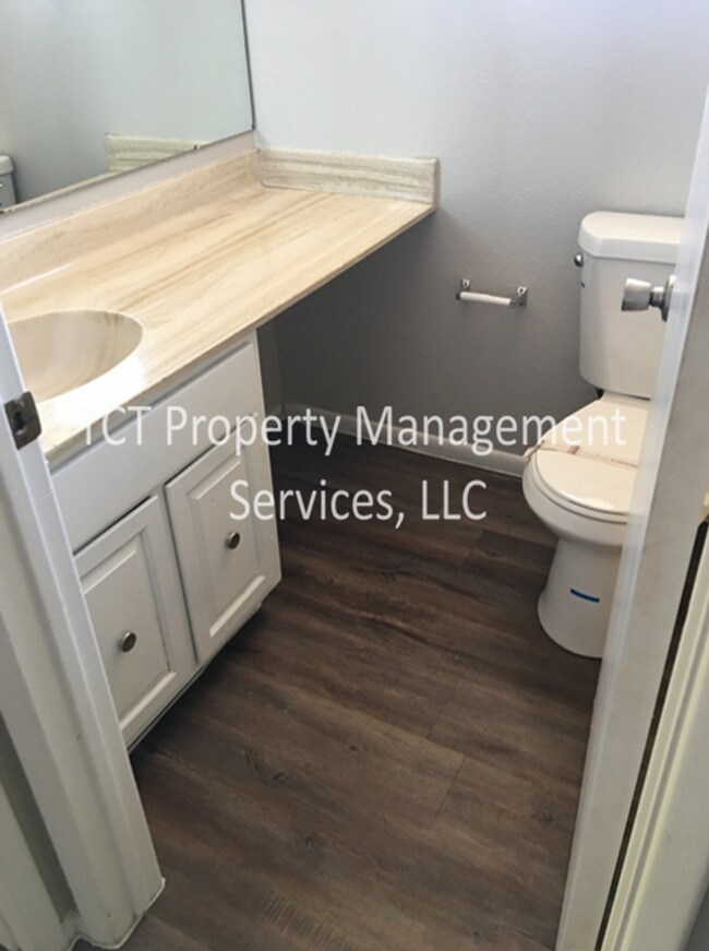 Building Photo - 3 Bed/ 2 Bath in Dobson Ranch