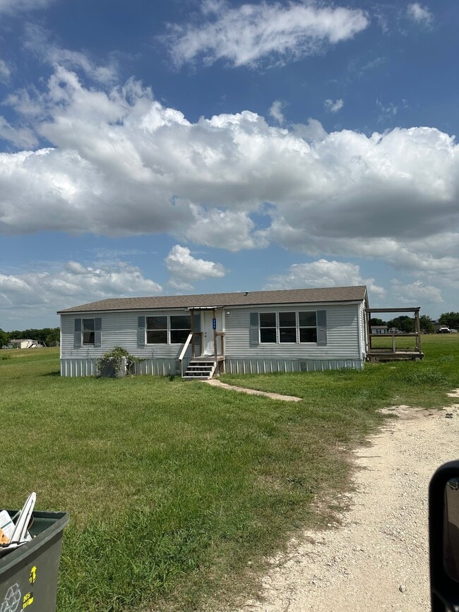 Building Photo - 265 Lorena Meadows Dr