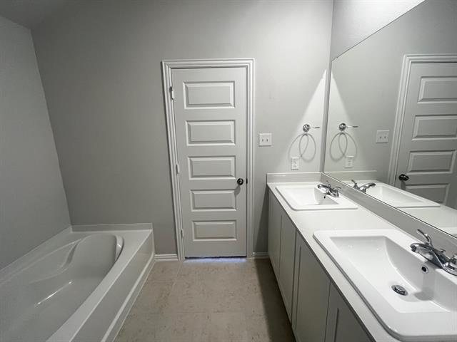 Building Photo - 552 Meadow Run Dr