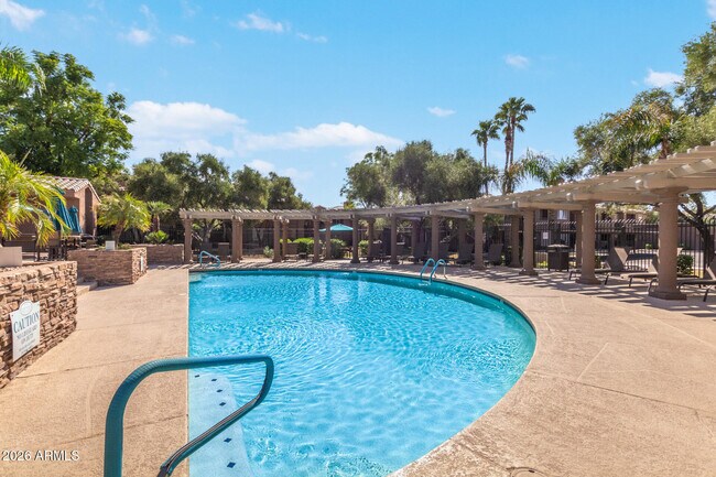 Building Photo - 7009 E Acoma Dr