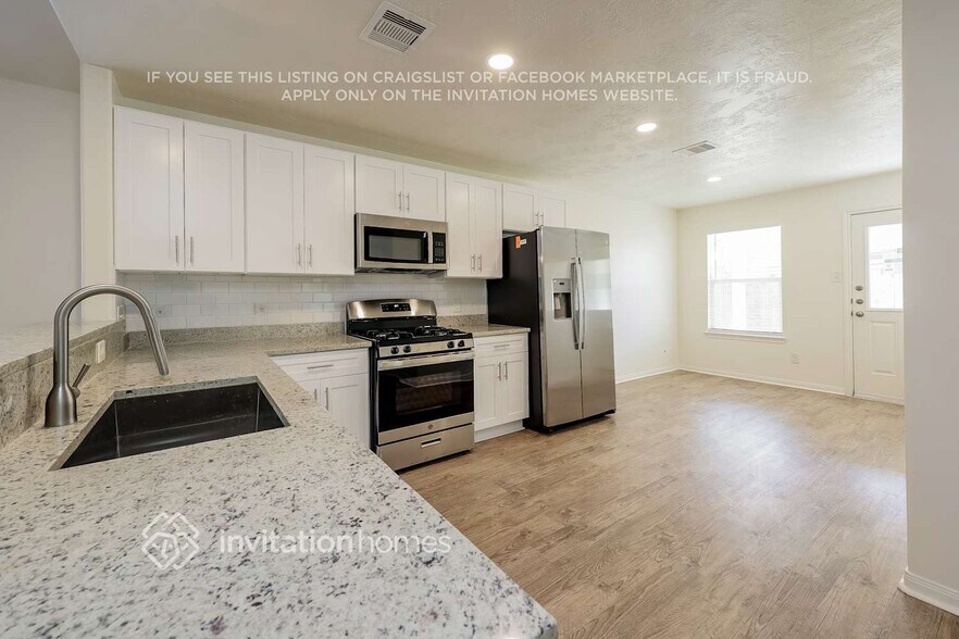 Building Photo - 922 Doubletree Glen Dr