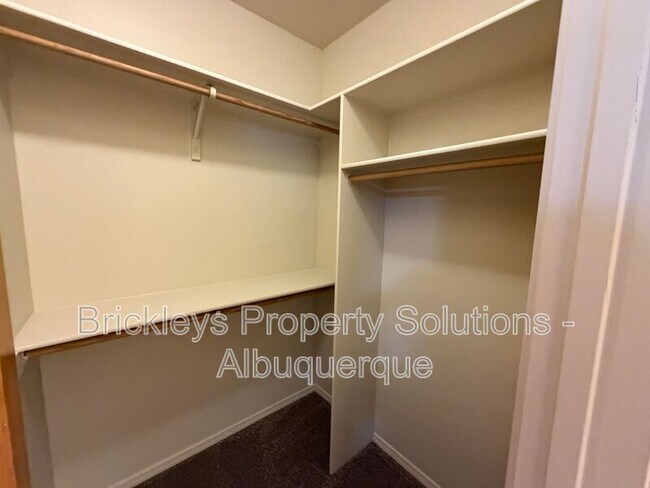 Building Photo - 605 Benicia Ln