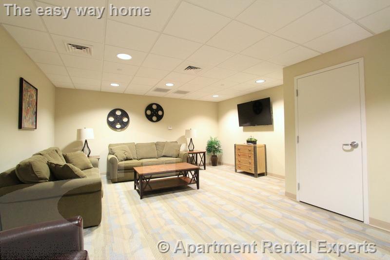 Building Photo - 632 Massachusetts Ave