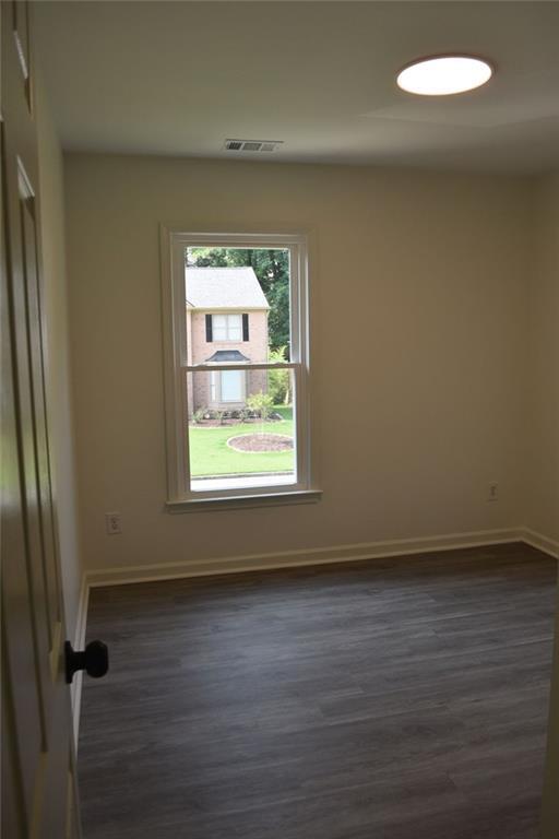 Building Photo - 10680 Glenbarr Dr