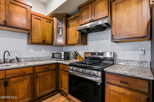 Building Photo - 3425 Dana Grey Dr