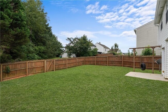 Building Photo - 3870 Safehaven Dr
