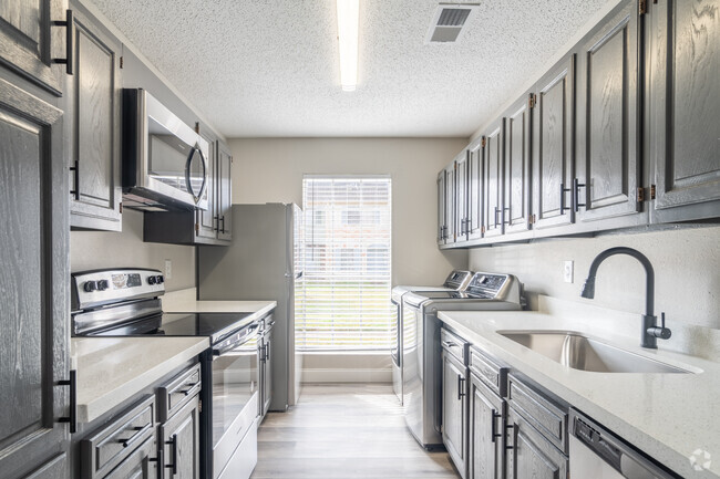 Interior Photo - Lexington Square Townhomes