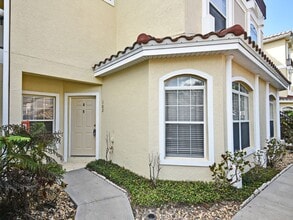 Building Photo - 692 Seabrook Ct