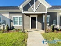 Building Photo - 121 Foster Wy Dr