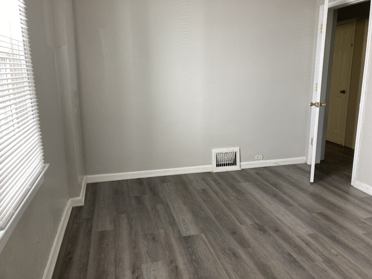 Building Photo - 5374 Odell St