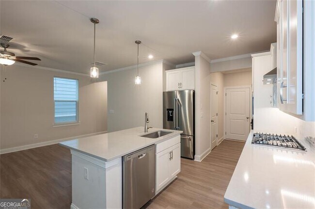 Building Photo - 717 Stickley Oak Way