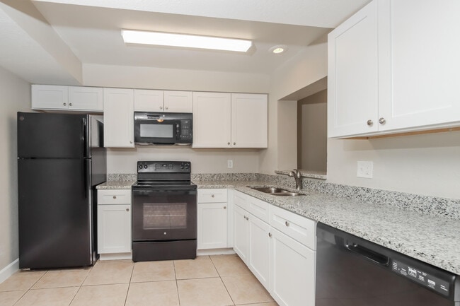 Building Photo - 1195 Cotton Rd NE