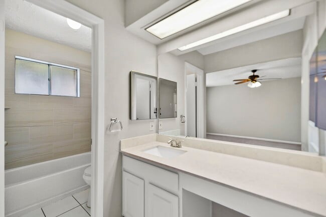 Building Photo - 4426 Autumn Meadow Dr
