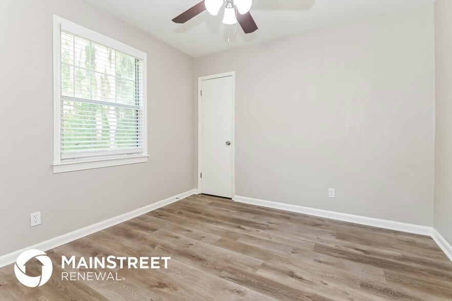 Building Photo - 2647 Barrett Rd