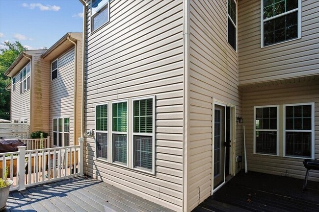 Building Photo - 5206 Wyndholme Cir